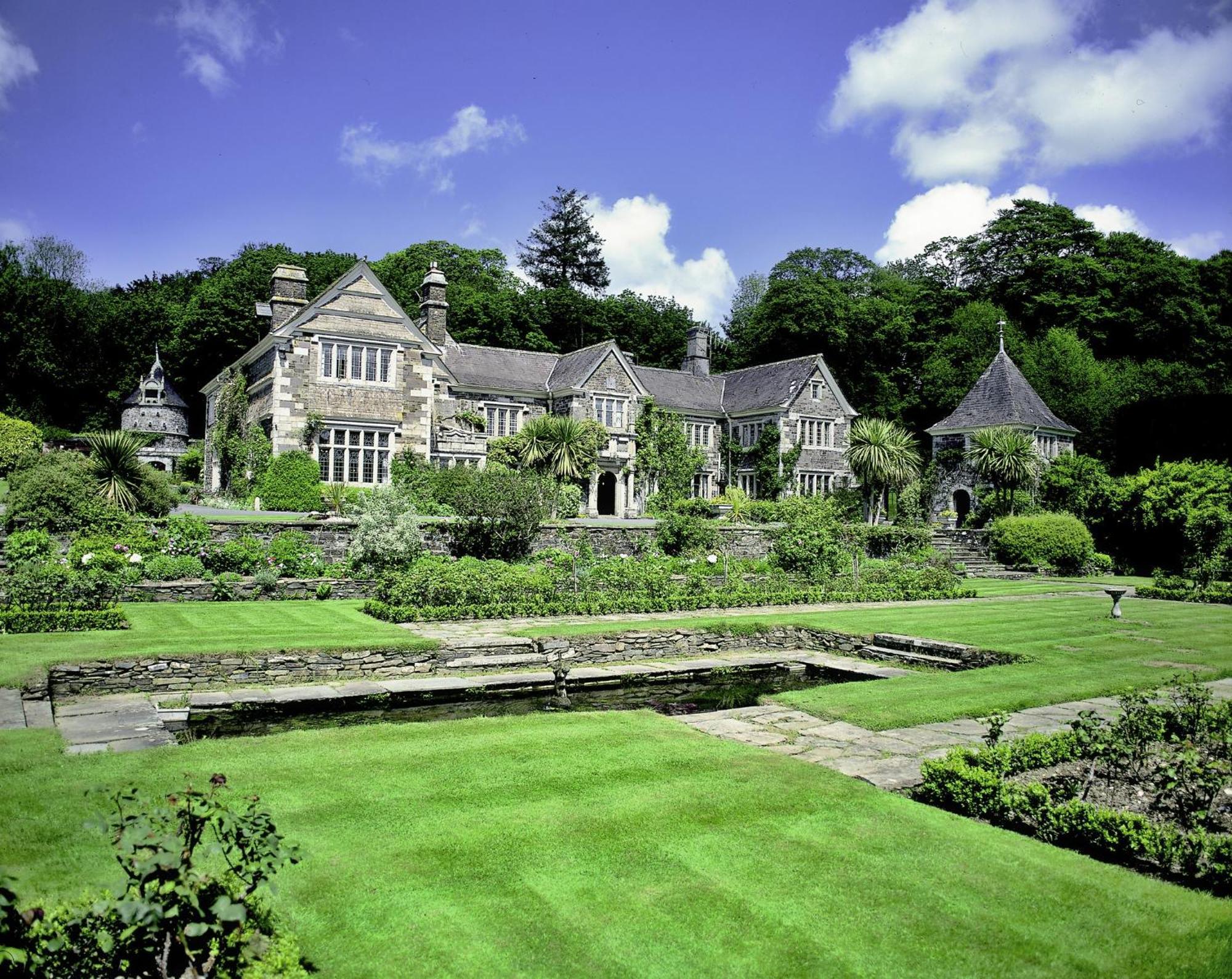 ホテル Lewtrenchard Manor エクステリア 写真